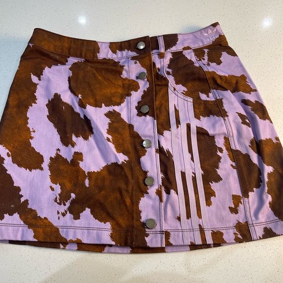 adidas Lilac and Brown Cowprint Button-Front Mini Skirt - Picture 5 of 8